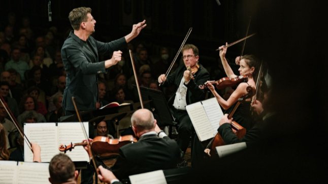 Orquestra de Câmara Franz Liszt realiza concertos em Ilhabela e em São Paulo